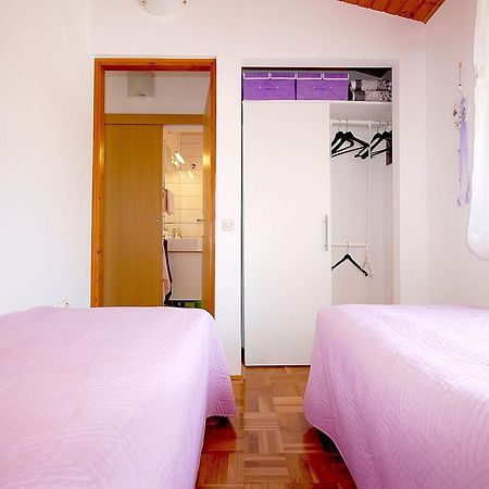 Apartment Bedenikovic By El-Pi Tours Malinska Exterior foto
